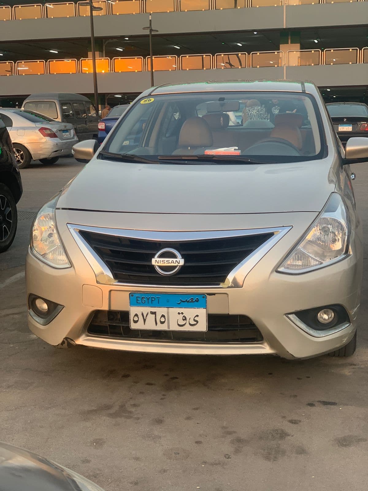 نيسان صني 2018 ذهبي ( 56 ) ( ي ق 5765 )